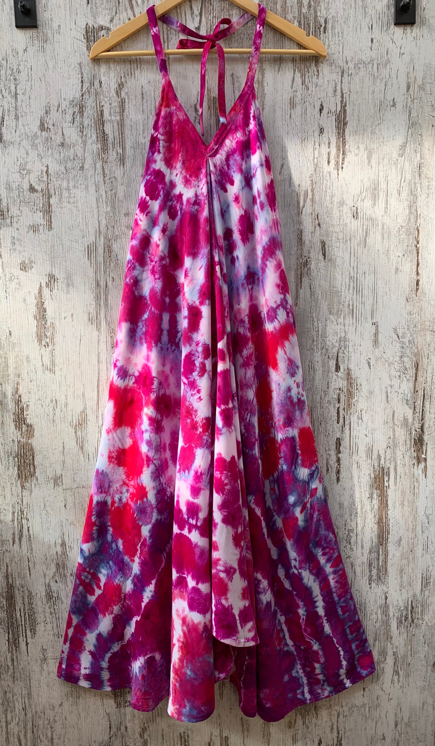 Halterneck Maxi Dress - M